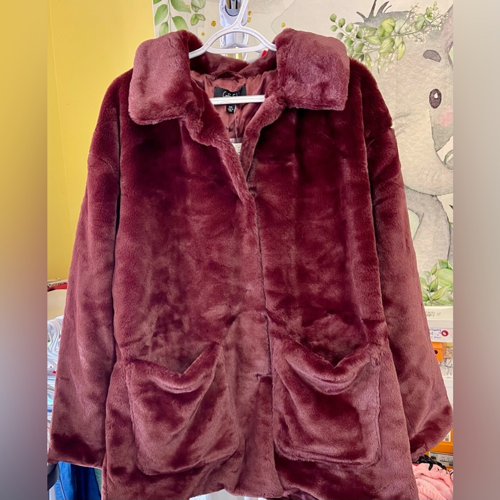 Coffee shop juniors’ fur coat jacket xxl girl fancy red Christmas 🎁 birthday